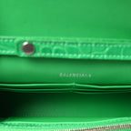 Shiny Calfskin Crocodile Embossed Hourglass Chain Bag Vivid Green