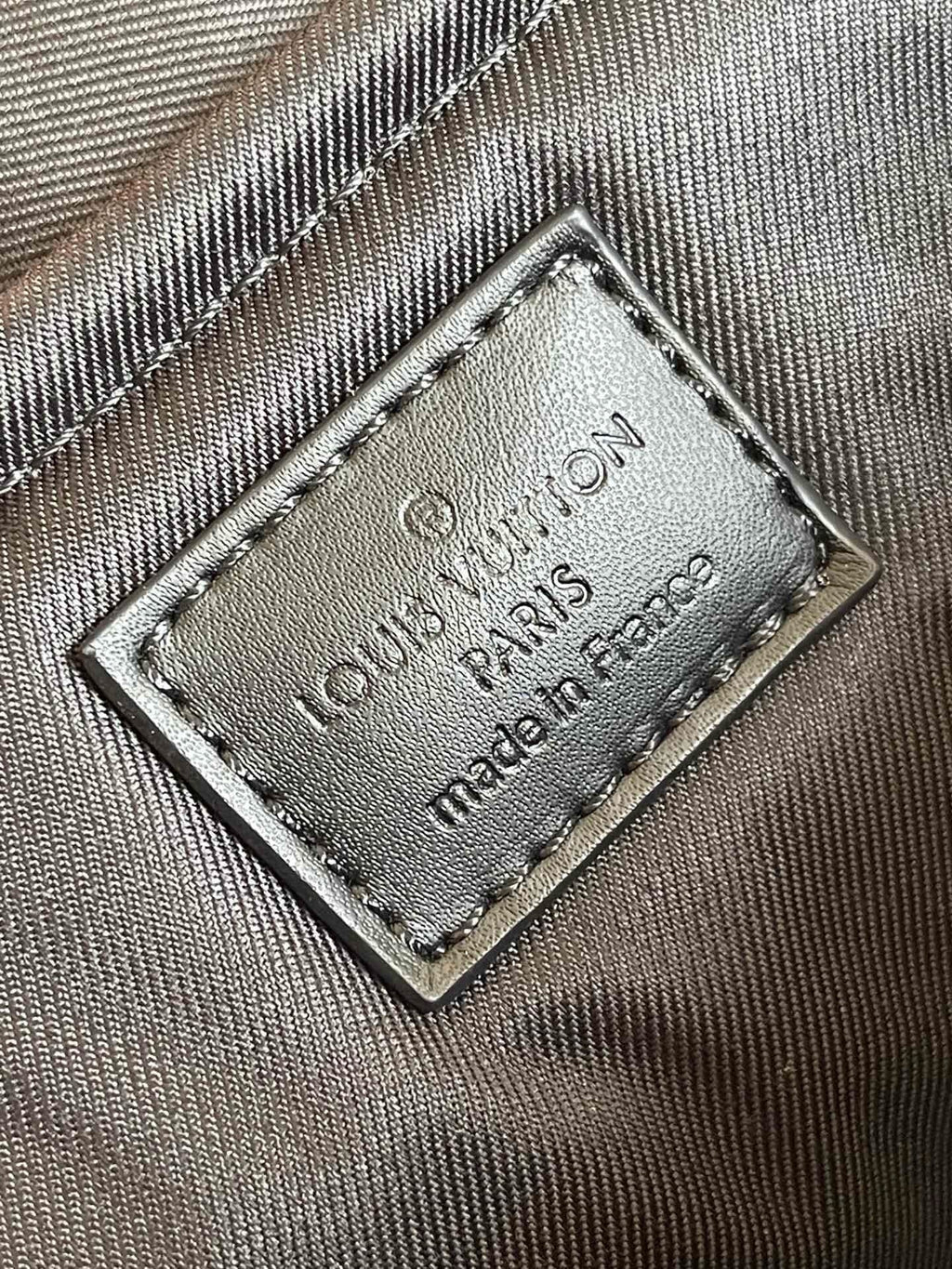 Louis Vuitton M20835 S-Lock Briefcase