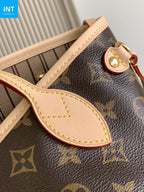 Louis Vuitton M46979 Neverfull PM