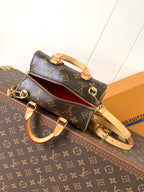 Louis Vuitton M13226 Nano Speedy Dating