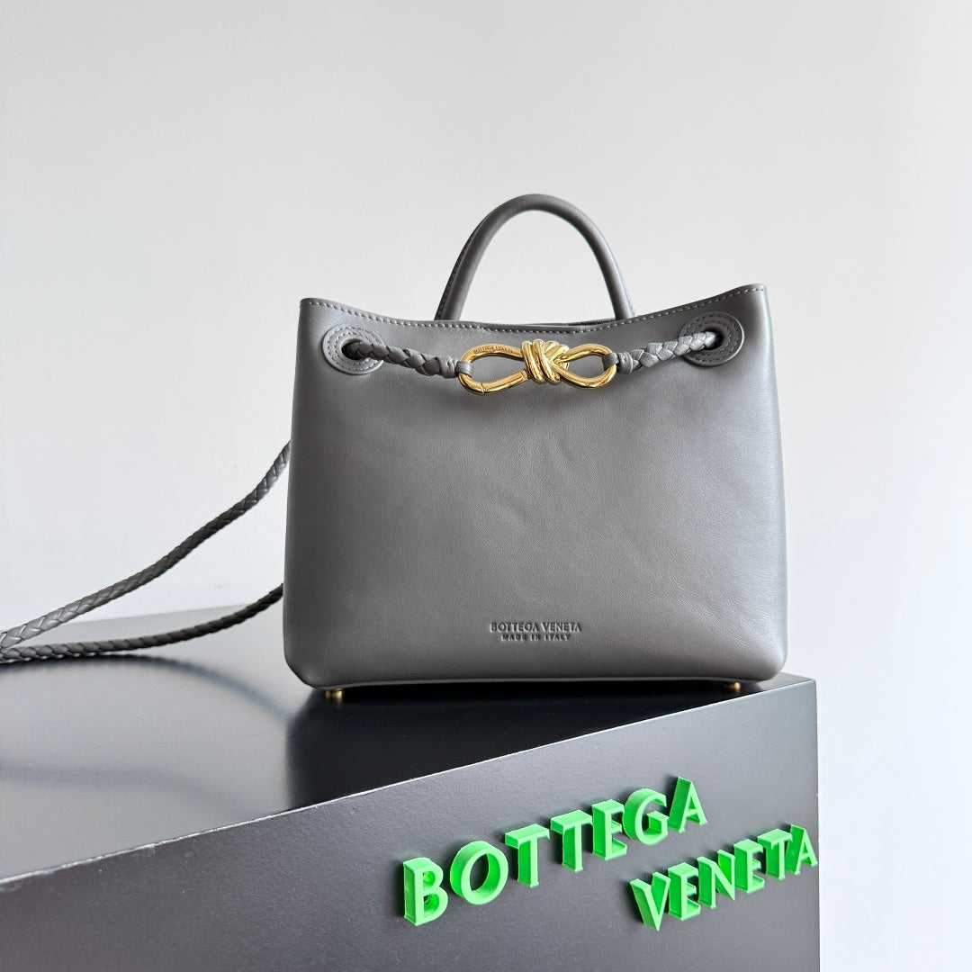 Bottega Veneta 810213 Black Hobo Bag