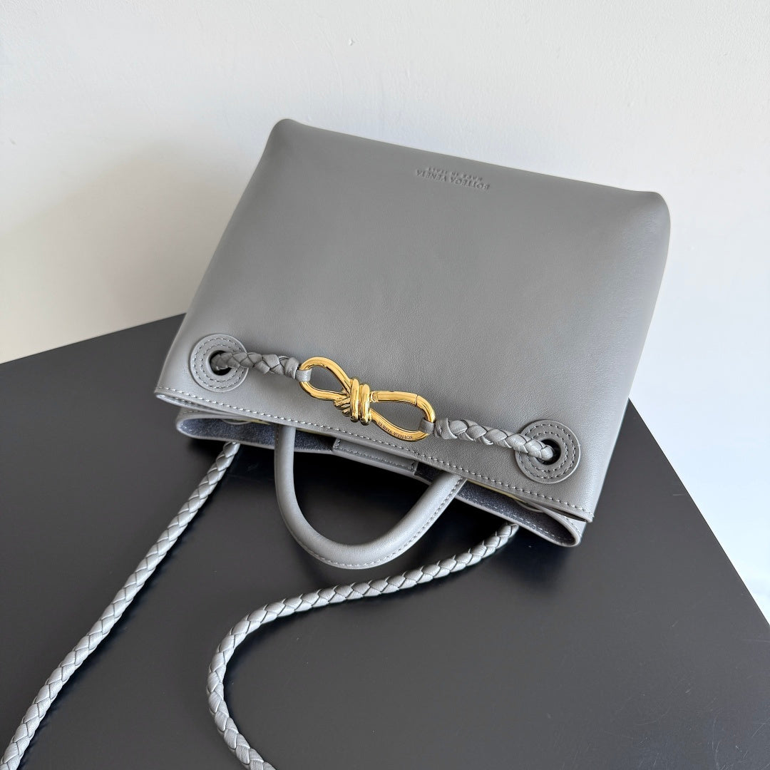 Bottega Veneta 810213 Black Hobo Bag