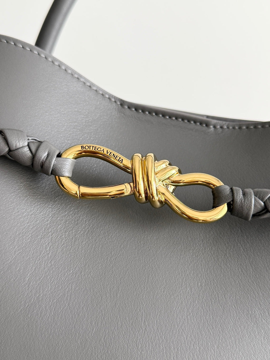Bottega Veneta 806010 Black Hobo Bag