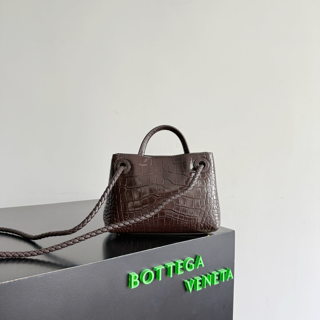 Bottega Veneta 777614 Black Mini Bag