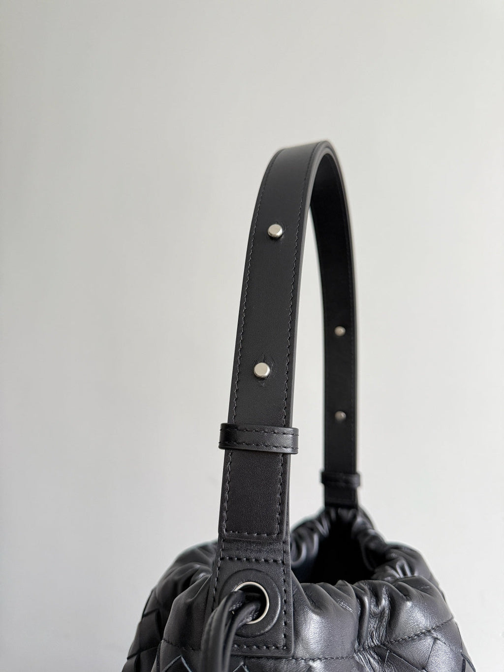 Bottega Veneta 836020 Black Bucket Bag