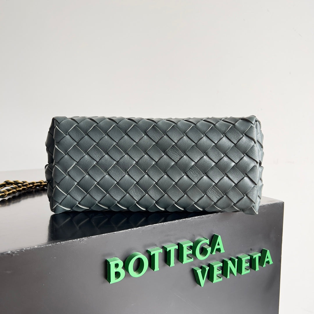 Bottega Veneta 786008 Black Chain Bag