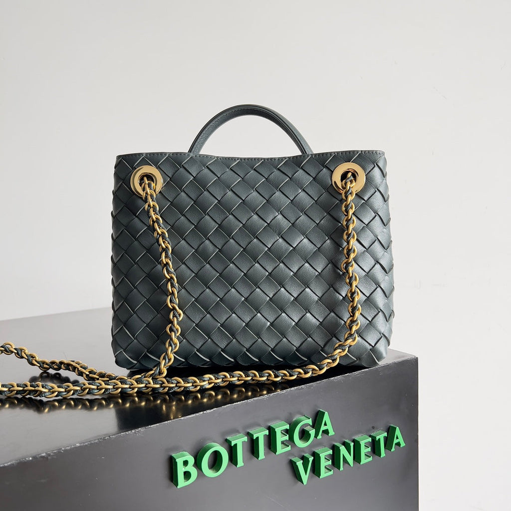 Bottega Veneta 786008 Black Chain Bag