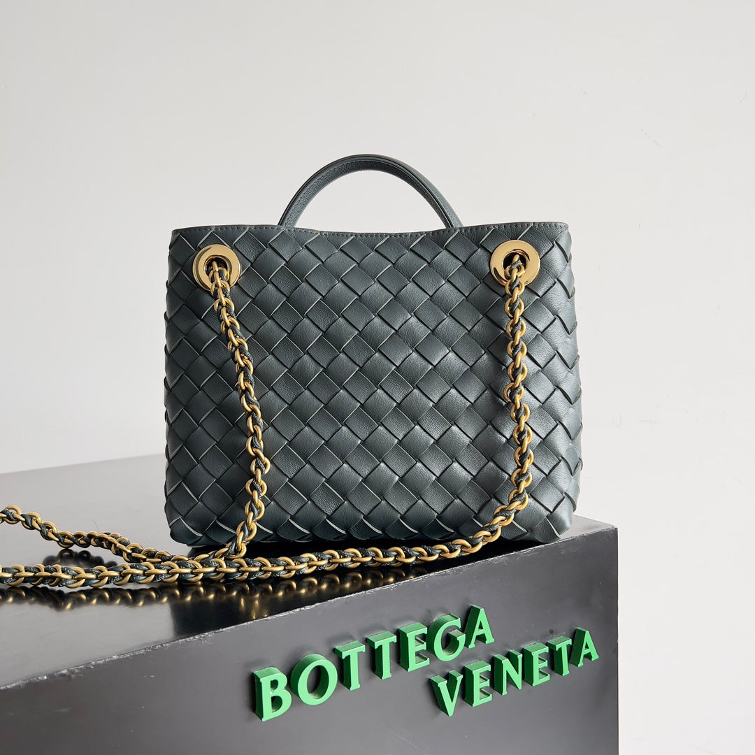 Bottega Veneta 786008 Black Chain Bag