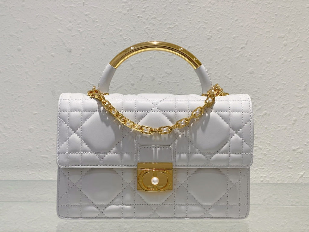 Dior Elegant White Quilted Leather Handbag with Gold Chain Strap