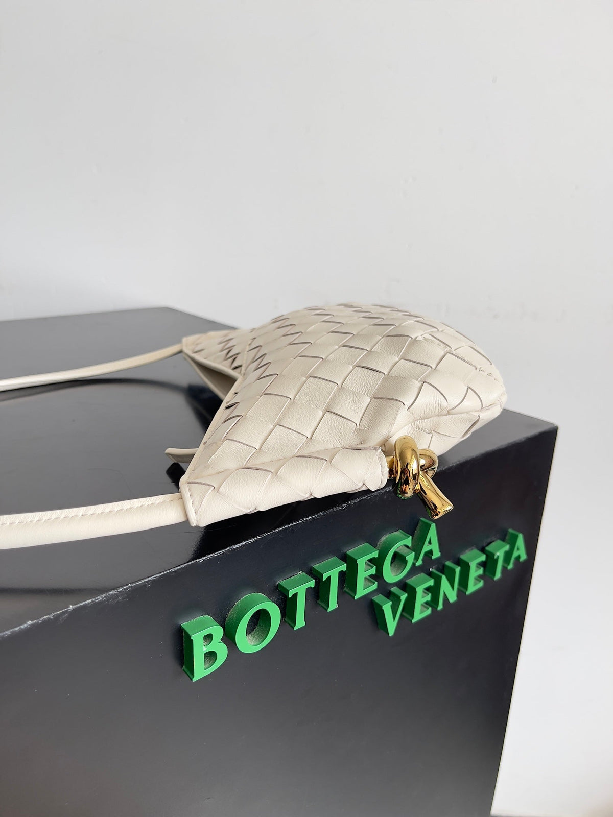 Bottega Veneta 796378 Black Hobo Bag Edition 4