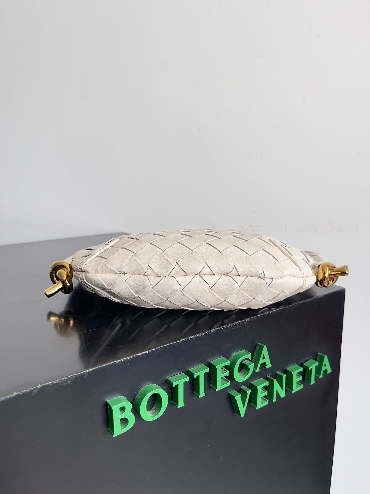 Bottega Veneta 796378 Black Hobo Bag Edition 4