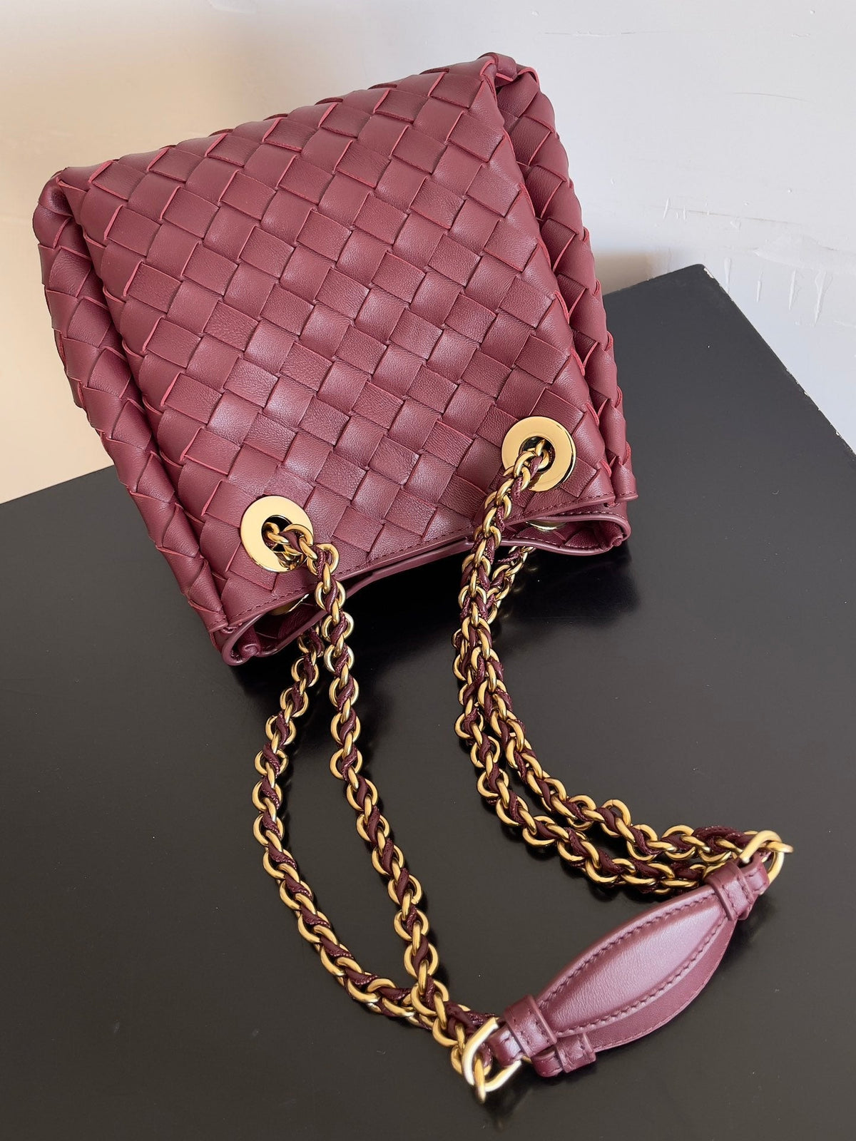 Bottega Veneta 817175 Red Chain Bag
