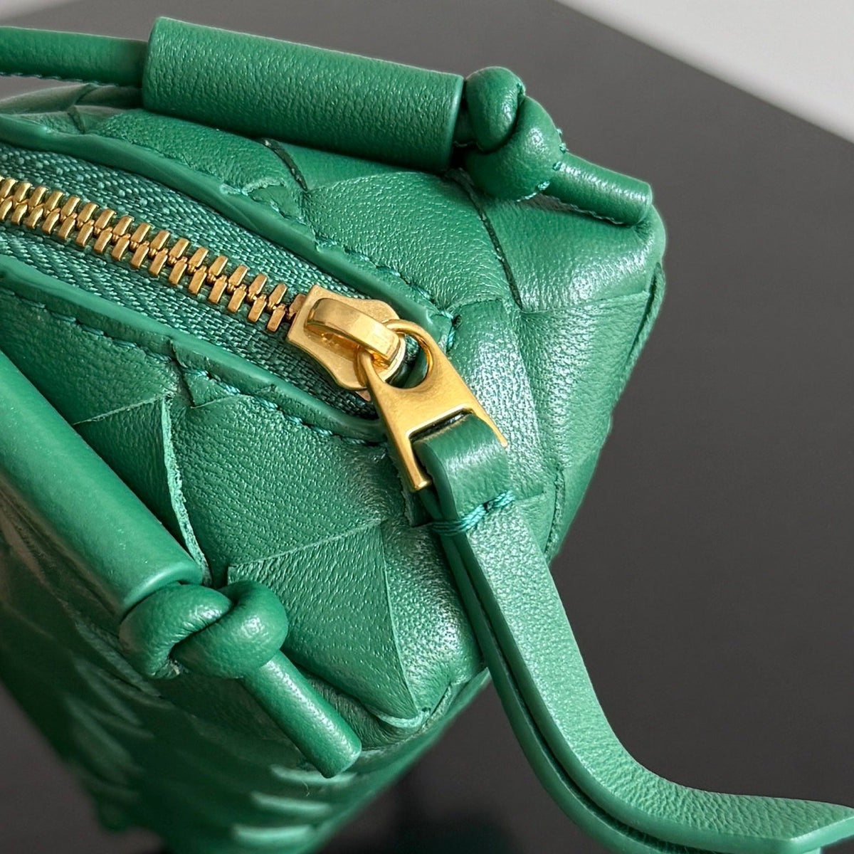 Bottega Veneta 855179 Black & Green Mini Bag