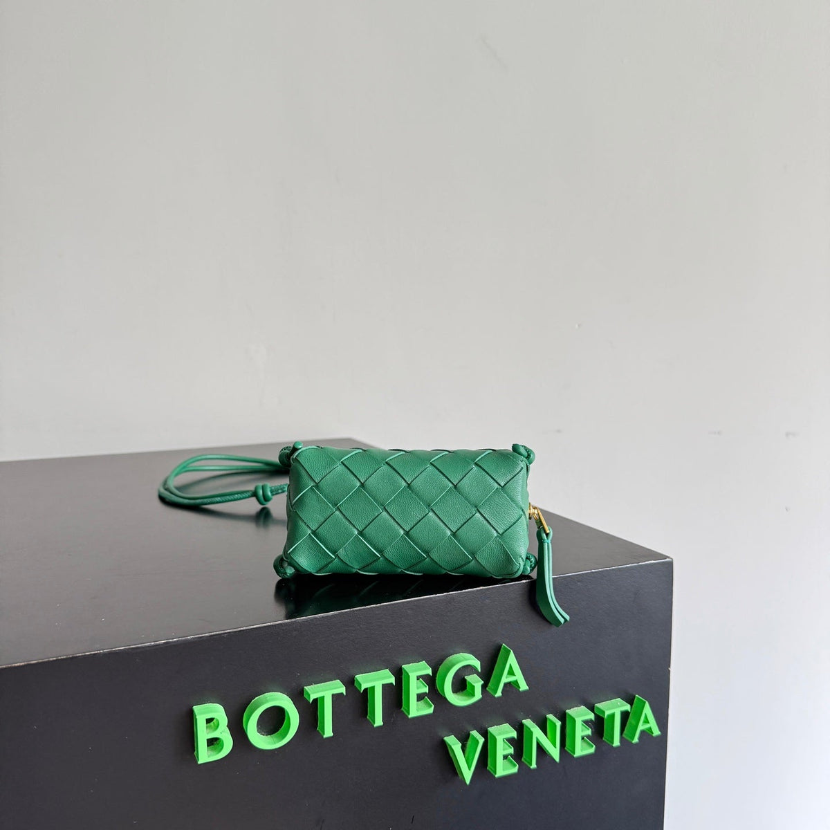 Bottega Veneta 855179 Black & Green Mini Bag