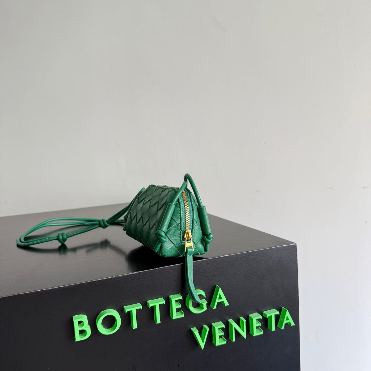 Bottega Veneta 855179 Black & Green Mini Bag